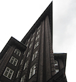 Foto Rundgang Spitzenarchitektur: Spitze des Chilehauses im Kontorhausviertel. Fotografin: Maren Cornils