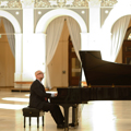 Foto Rundgang Pfefferscke mit Musik: Lunchkonzert im Brsensaal der Handelskammer Hamburg, Pianist Franck-Thomas Link am Flgel. Fotograf: Eckhard Bhler